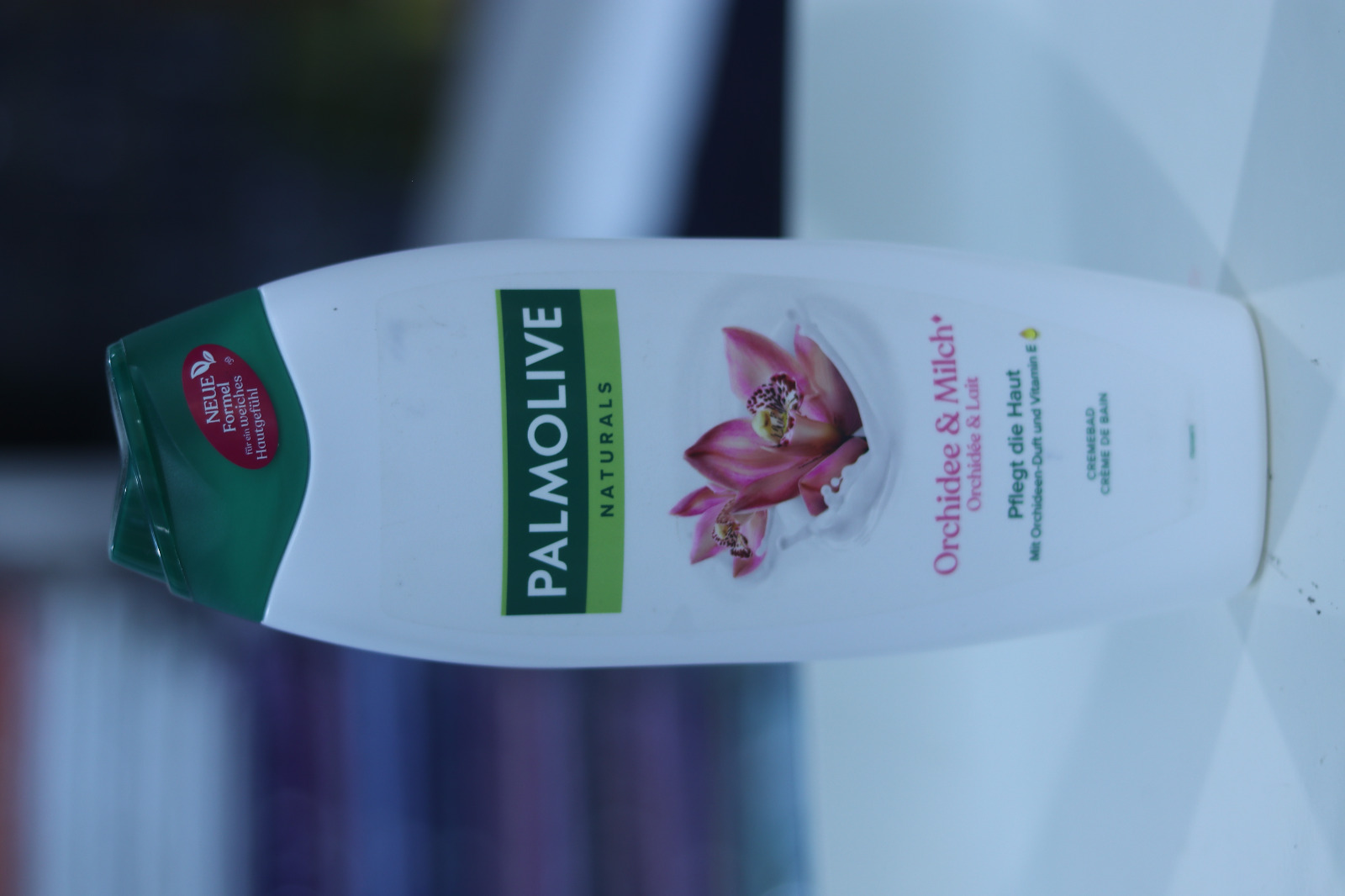 PALMOLIVE NATURALS (ORCHIDEE & MILCH)
